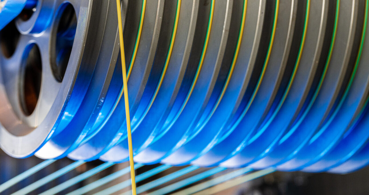 2025 Trendi: RFID ve Yapay Zeka (AI) İş Birliği