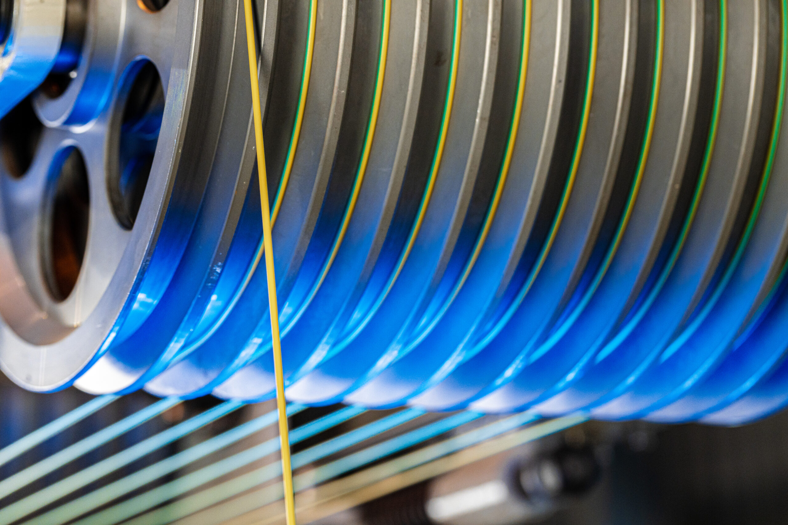 2025 Trendi: RFID ve Yapay Zeka (AI) İş Birliği